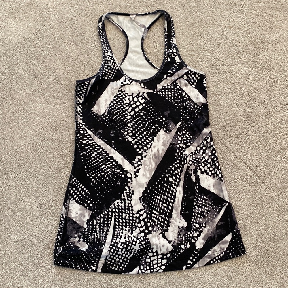 Lululemon Black and Gray Tank